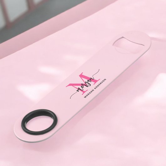 ホットピンクモダンスクリプガーリートのモノグラム名 スピード栓抜き