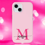 ホットピンクモダンスクリプガーリートのモノグラム名 iPhone 15ケース<br><div class="desc">ホッ保護トピンクのスクリプトモノグラム名iPhoneの15ケースとスタイルしガーリーてあなたの電話！ホットピ鮮やかンクデザインを搭載しパーソナライズされたたシックなスクリプモダントで名を冠したシッカスタムクtouch。iPhone 15用に設計され、デバイスにトレンディーを追加しながら、傷や落下に対する耐久しゃれている保護を提供する。スリムで軽量のこのケースは、ファッションと機能を組み合わせ、携帯を安全かつ場所を問わスタイリッシュず安全に保つ。</div>
