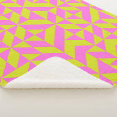 ホットピンクライムの文字形状パターン シェルパブランケット (3/4)