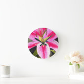 ホットピンクリリーテネポップ・アートのリフェアートウォーターカラーフラワー ラウンド壁時計 (ホーム)