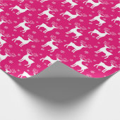 ホットピンク冬トナカイ&スノーフレークのクリスマス ラッピングペーパー (角)