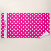 ホットピンク水玉模様パーソナライズされたビーチタオル ビーチタオル (正面)