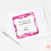 ホットピンク迷彩柄誕生日パーティー好意ラベルステッカー スクエアシール (封筒)