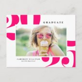 ホットピンク2025はっきりしたタイポグラフィ写真卒業 案内ポストカード (正面)