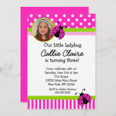 ホットピンク&グリーンラディバグ誕生日招待状 招待状 (正面/裏面)