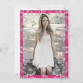 ホットピンク&シルバーフローラフォトサプライズSweet 16 招待状 (裏面)