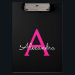 ホットピンク ブラック スクリプト ガーリー モノグラム ネーム クリップボード<br><div class="desc">ブラックとホットピンクのモノグラム ネーム プランニング クリップボード。豪華で洗練されたスタイルを愛する人への、スイート16の誕生日、結婚式、ブライズシャワー、結婚記念日、ベビーシャワー、またはバチェロレッテパーティーのプレゼントに最適です。</div>