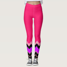 ホットピンク、ブラック&ホワイトの波状シェブロンパターン