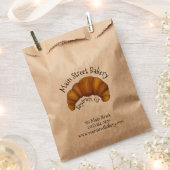 ホットフランスのフレッシュクロワッサンペストリーベーカリーバイ焼いた フェイバーバッグ (クリップ留めされた状態)