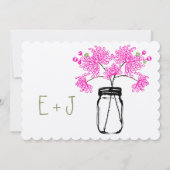 ホットブライトピンクのメイソンの瓶のワイルドフラワー結婚ズ 招待状 (裏面)