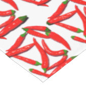 ホットレッドスタイリッシュグリーンチリユーミーピーパー  テーブルクロス (アングル)