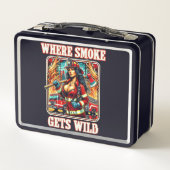 ホット消防士ピンアップガールはっきりした- & Fiery メタルランチボックス (裏面)