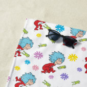 ホッピーなカエルのアイテムのパターン ビーチタオル (インサイチュ)