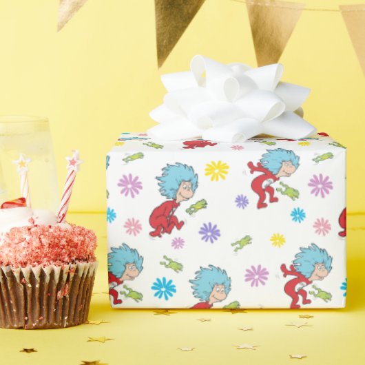 ホッピーなカエルのアイテムのパターン ラッピングペーパー (誕生日パーティー)