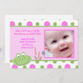 ホップの豊富なカエルのベビーの写真の誕生の発表 案内状 (正面/裏面)