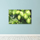 ホップアート：ビール愛好家の家のためのワイルドホップ キャンバスプリント (インサイチュ (ウッドフロア))