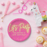 ホッモダントピンクネオン白熱［赤熱］光を放つレッズパーティー誕生日 ペーパープレート<br><div class="desc">ネオンフェミニングローと金ゴールドグリッターと明るいホットピンクの誕生日パーティーフェイクデザイン。</div>