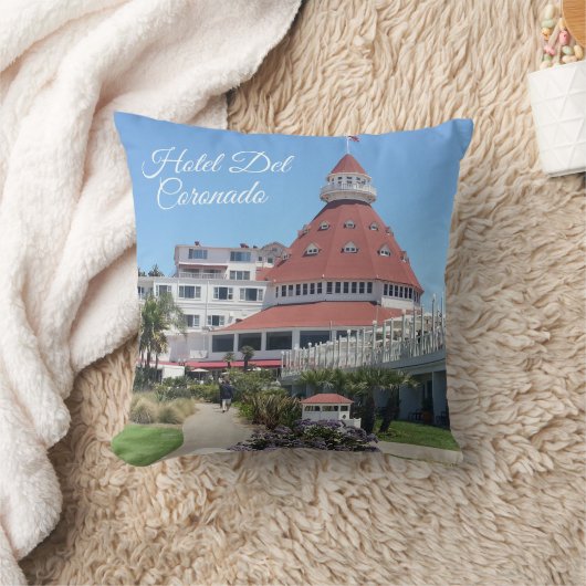ホテルのDel Coronadoの枕 クッション (ブランケット)