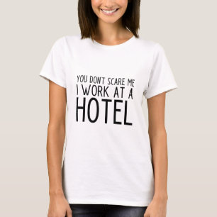 ホテルワーカおもしろいーTシャツ Tシャツ