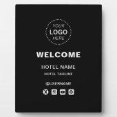 ホテル名＆ロゴ シンプル レセプション ウェルカム フォトプラーク (正面)