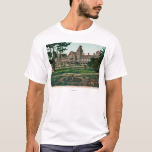 ホテルdel Monteおよび地面の外観 Tシャツ