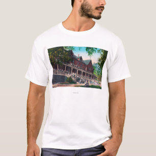 ホテルElの入口の外観 Tシャツ