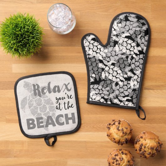 ホヌシーカメハワイアンタパインブラックアンドグレー 鍋つかみ&鍋敷きセット (トップダウン)