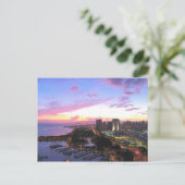 ホノルルの街並みハワイの夕日 ポストカード (スタンド正面)