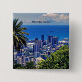 ホノルル、ハワイの美しい街並み 缶バッジ (正面)