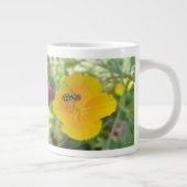 ホバーフライとカリフォルニア産ポピー・マグ ジャンボコーヒーマグカップ (右)