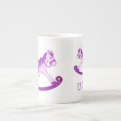 ホビーホースwhimsy水色パープル名前をカスタムする ボーンチャイナマグカップ (正面)