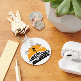 ホライゾンヴィンテージの車の夕日を追う キーホルダー