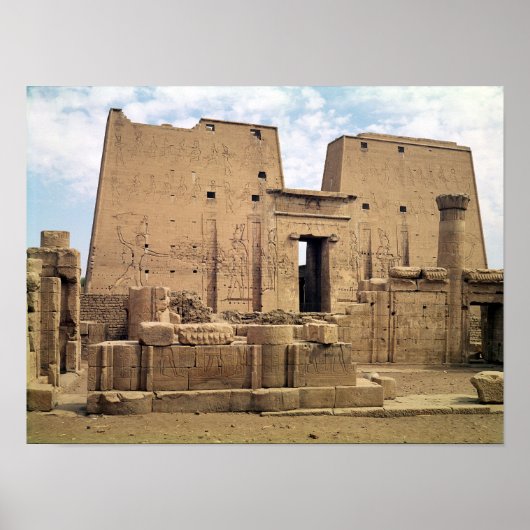 ホラス神殿の最初のパイロンの眺め ポスター (正面)