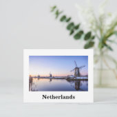 ホランドのホワイト文字カードで、日の出に風車 ポストカード (スタンド正面)