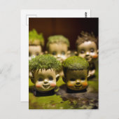 ホラー不気味なドールヘッドが苔を育てる ポストカード (正面/裏面)