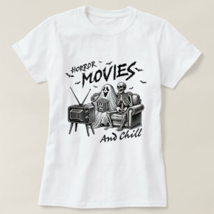 ホラー映画とチルハロウィーンTシャツデザイン Tシャツ
