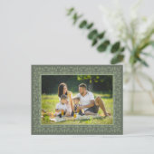 ホリデーグエレガントリーンスノーフレーククラシックの写真1枚 シーズンポストカード (スタンド正面)