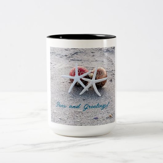 ホリデービーチテーママグとヒトデとオーナメント ツートーンマグカップ (中央)