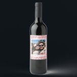 ホリデーフォトワインラベル*クリスマスグラフィティ* ワインラベル<br><div class="desc">今年はホリデーカードを送るだけでな与えく、特別な贈り物としてワインのボトル!おもしろいユニークと、このグラフィティインスパイアモダンデザインは今年の休日の挨拶のためのあなたの写真を示す。christie@christiekelly.comで無料およびカス救済タマイズのためにメールを送信する。</div>