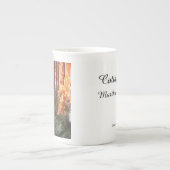 ホリデーベリーとライト – マーサズヴィネヤード ボーンチャイナマグカップ (正面)