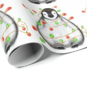 ホリデーペンギン – きらびやかな赤と緑のライトワラ ラッピングペーパー (ロールコーナー)