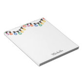 ホリデーレインボークリスマスライトパーソナライズされた名 ノートパッド (アングル)