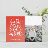 ホリデー | ベビーの冷たい外側白いスクリプトの写真 シーズンカード (スタンド正面)