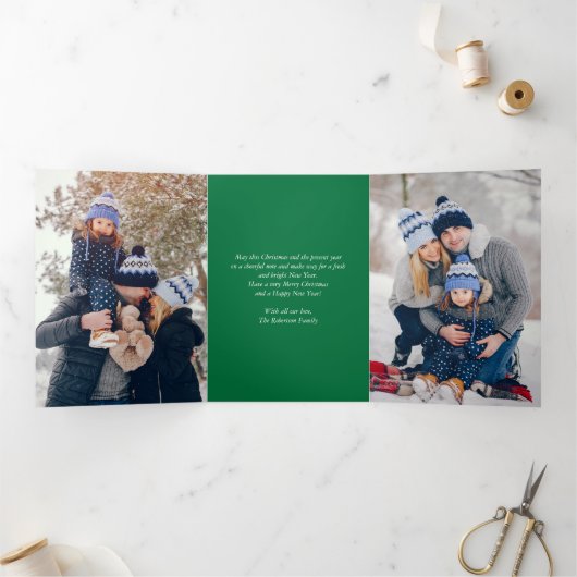 ホリーすてきクリスマス家族の写真 三つ折りクリスマスカード (内部)