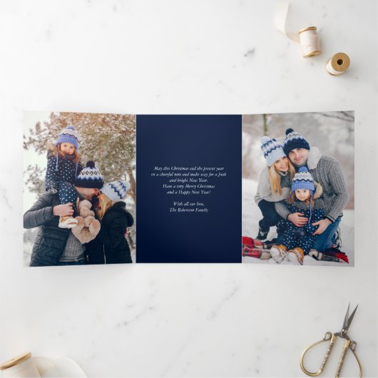 ホリーすてきクリスマス家族の写真 三つ折りクリスマスカード (内部)