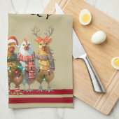 ホリーすてき – サンタハットの付いたクリスマスチキン キッチンタオル (四つ折り)