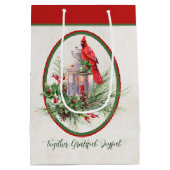 ホリーと（鳥）ショウジョウコウカンチョウクリスマスの素敵なランタン ミディアムペーパーバッグ (裏面)