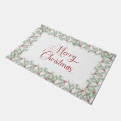 ホリーの枝葉とラッシュな赤い果実 ドアマット (アングル)