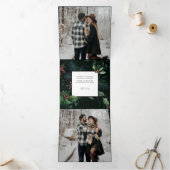 ホリーエレガントクリスマスダークグリーン植物写真 三つ折りクリスマスカード (内部)