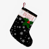 ホリーツリーベリースノーフレークパーソナライズされた模様 スモールクリスマスストッキング (正面 (吊り時))